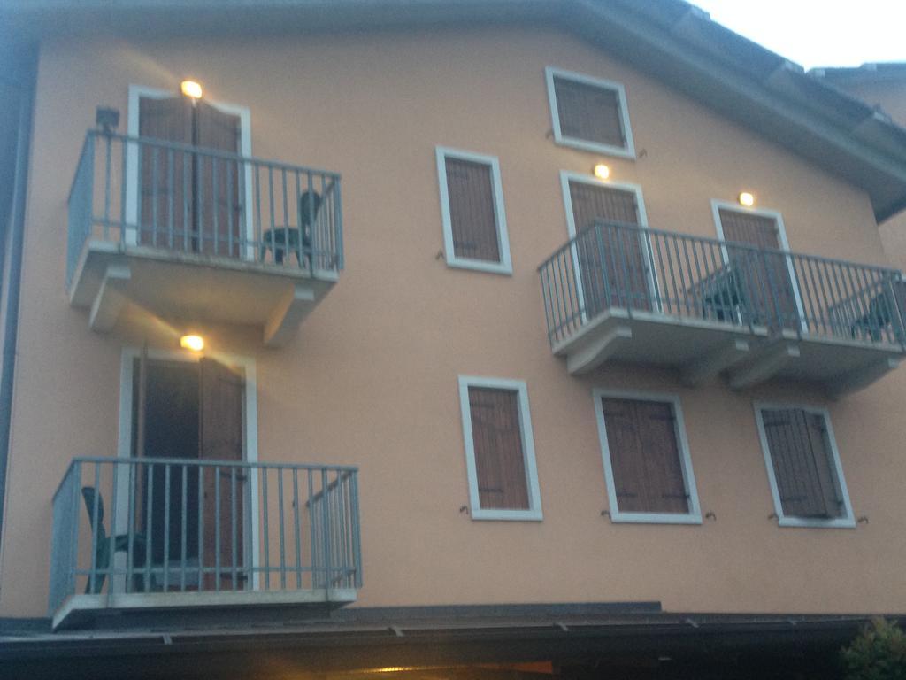 Hotel Scandola Bosco Chiesanuova Exteriér fotografie